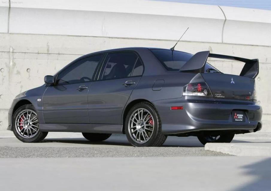 越开越值钱！这些神车二手卖得比新车还贵，你的座驾上榜了吗？