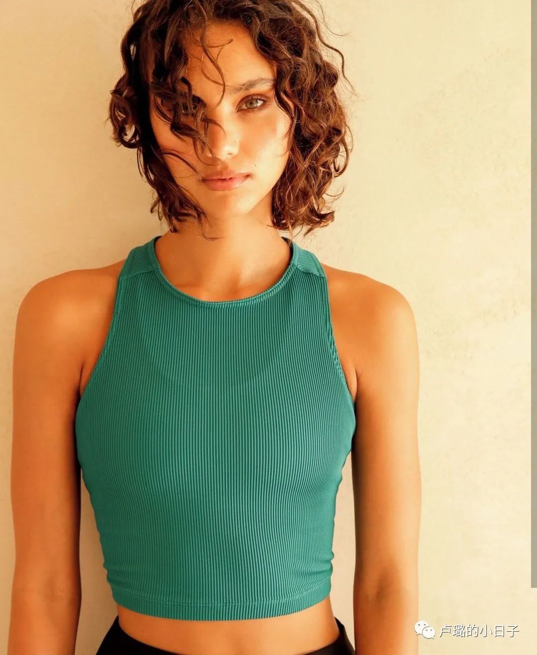 花几十一百买便宜的衣服,花几千块买的衣服