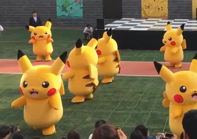 皮卡丘跳生日舞,婚礼皮卡丘视频