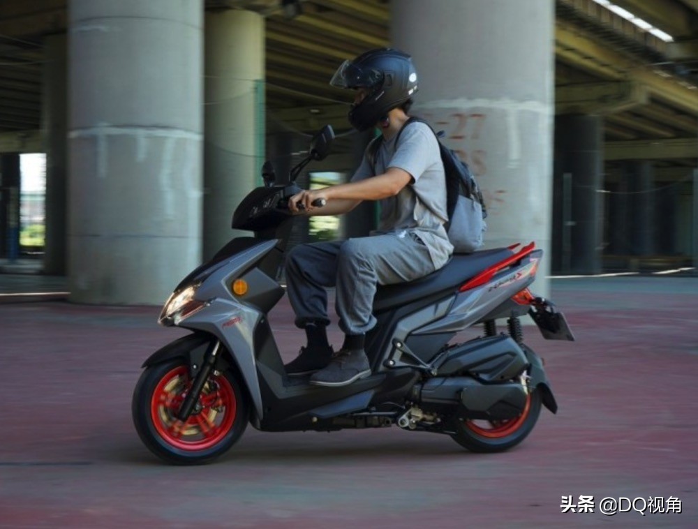 光阳racing150踏板发动机怎么样,光阳like150踏板摩托车用车感受