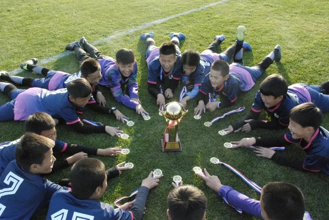 鲅鱼圈夺冠,喜报港城校园足球再添荣誉
