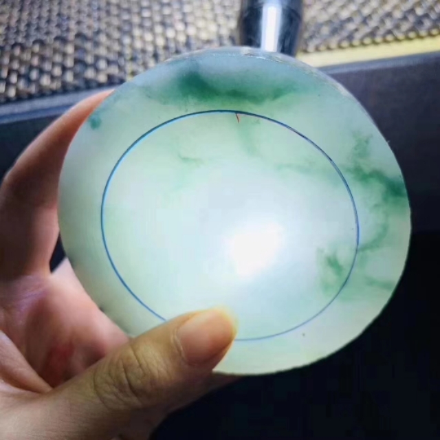 极品翡翠黄加绿手镯图片,极品翡翠手镯的鉴别方法