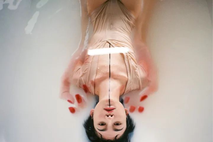 摄影真的有技巧吗,摄影有一个神奇的角度你知道吗