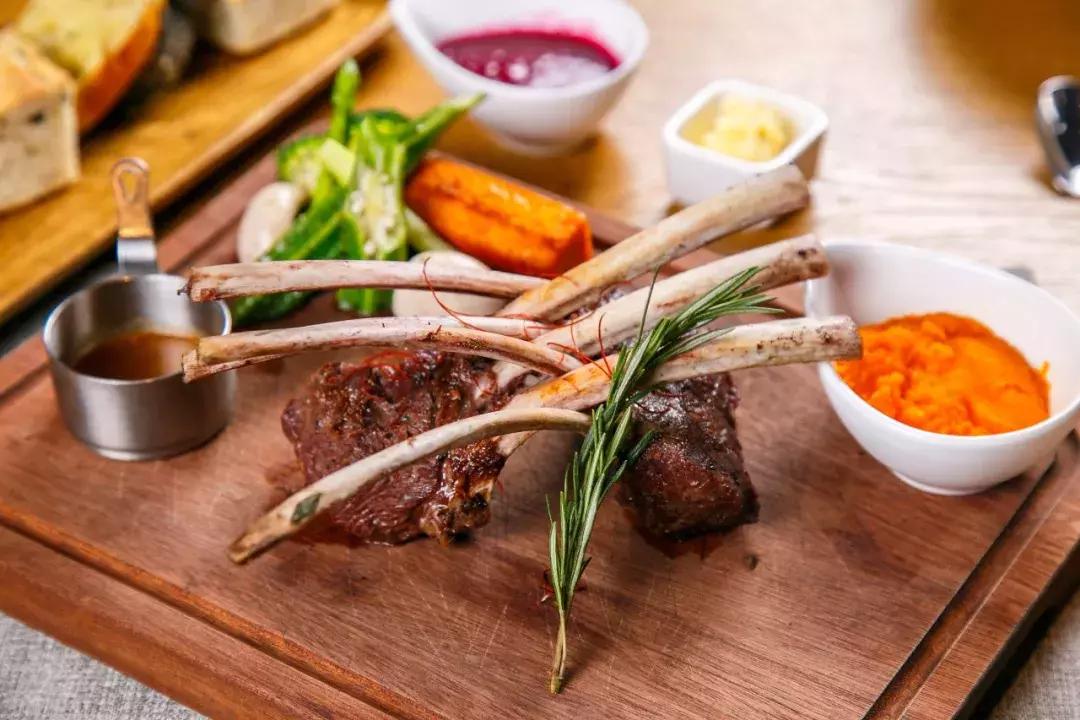 万元抽奖!送戴森卷发棒+TF口红!这家花园西餐厅让我开始嫌弃男友!