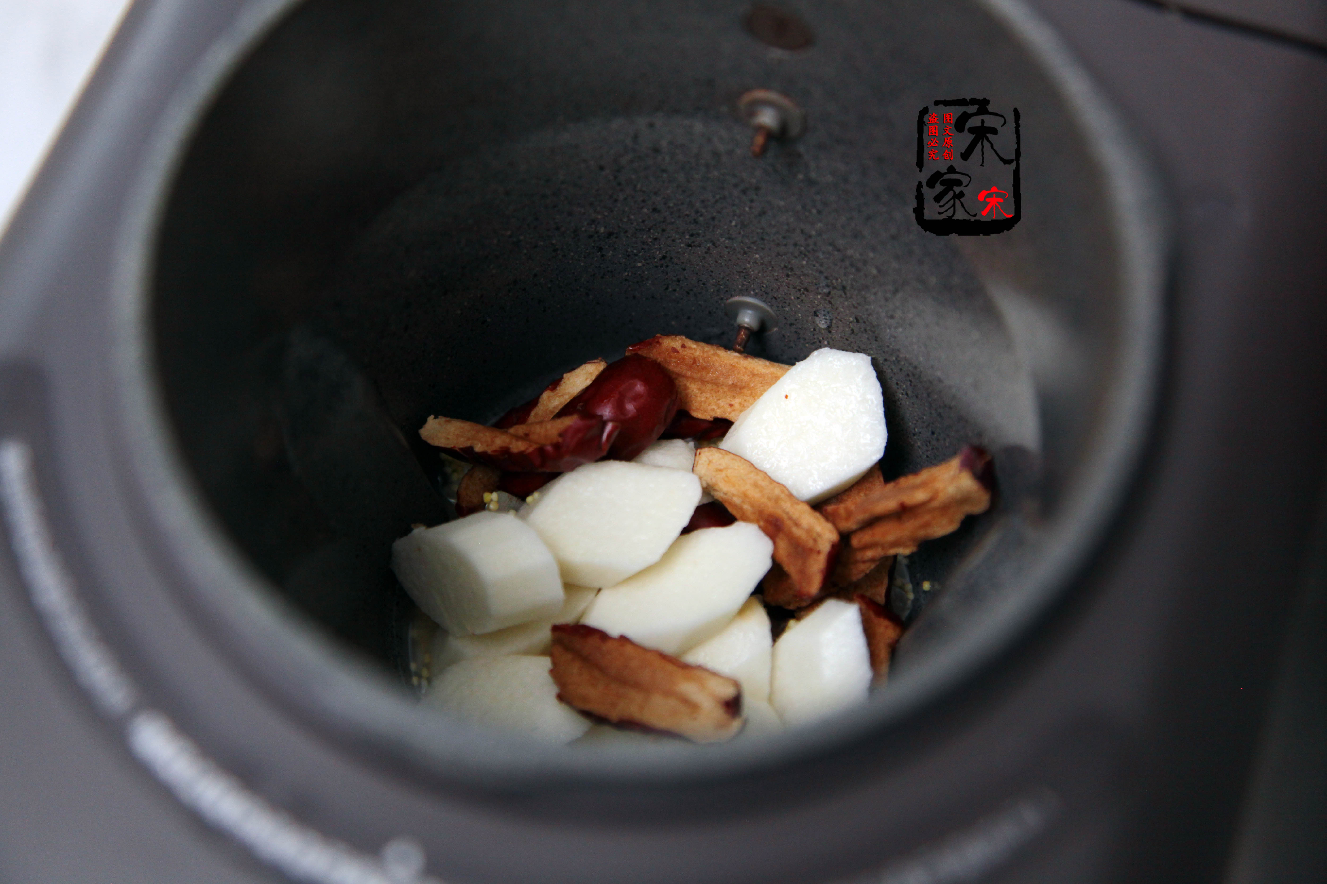 天天在家“葛优躺”，这粥要多喝，肠胃舒服不积食，不运动也舒畅