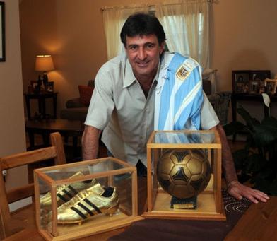 阿根廷屠夫马丁内斯世界杯,阿根廷足球巨星肯佩斯