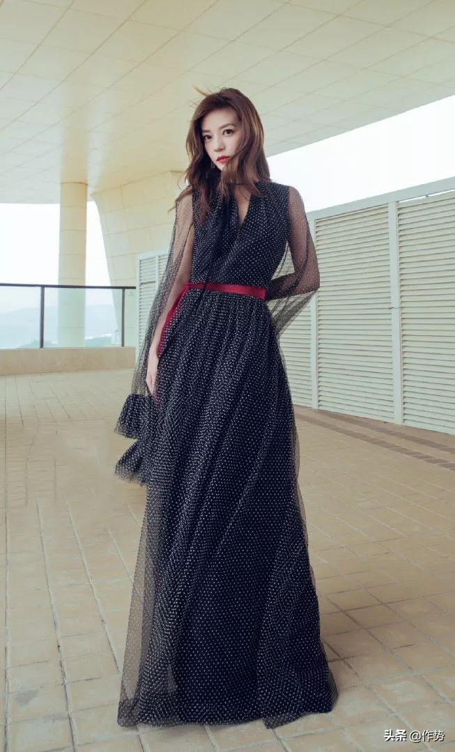 万年被嘲的赵薇口碑逆袭，她最近做对了什么？