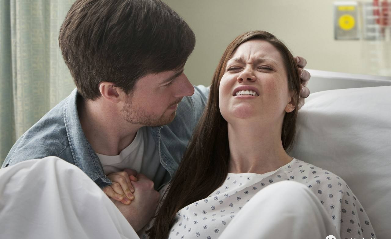 顺产痛到生不如死,顺产时妈妈有多痛