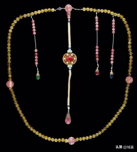 清朝皇室与朝珠,清朝皇帝的朝珠和108颗佛珠