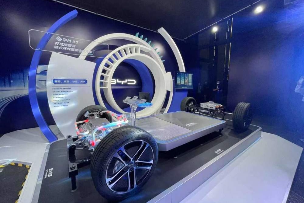 比亚迪800v高压快充,比亚迪海豚800v快充