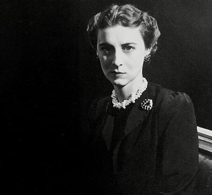 绝色王妃玛丽娜:结婚时让女王当花童,女儿却跟菲利普纠缠近20年