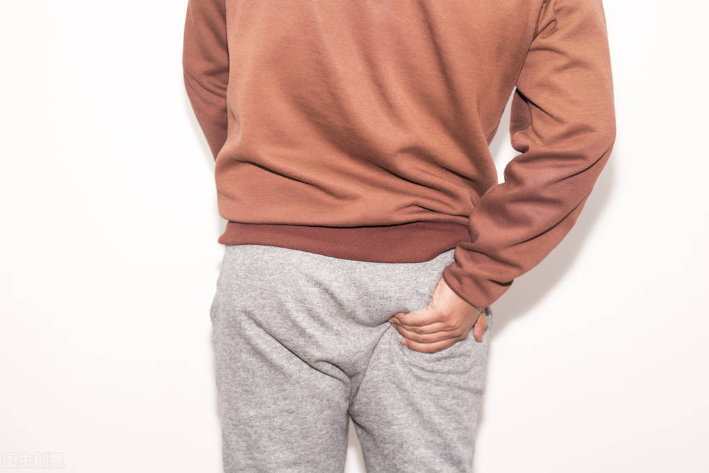 便秘诱发了痔疮，应该怎么处理？医生教你7个动作，有效缓解疼痛