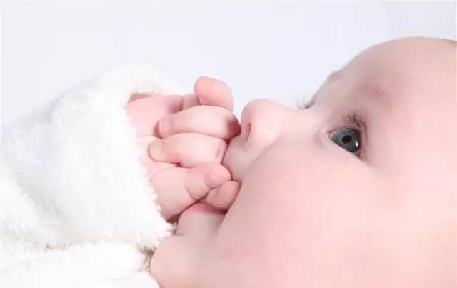 小孩子戴银首饰有讲究吗,小孩戴金戴银有什么讲究