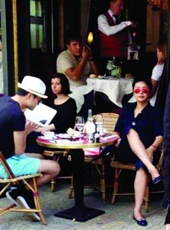 从无名小卒到万众瞩目,从无名小卒到喜剧之王