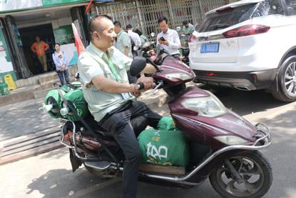 五一劳动节感谢环卫送水,五一劳动节慰问环卫工人活动