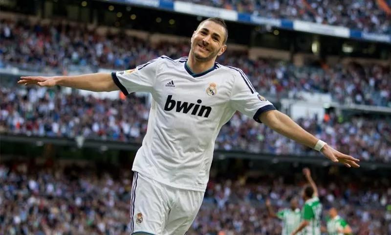 足坛现役身价排名,足坛十大球星现役