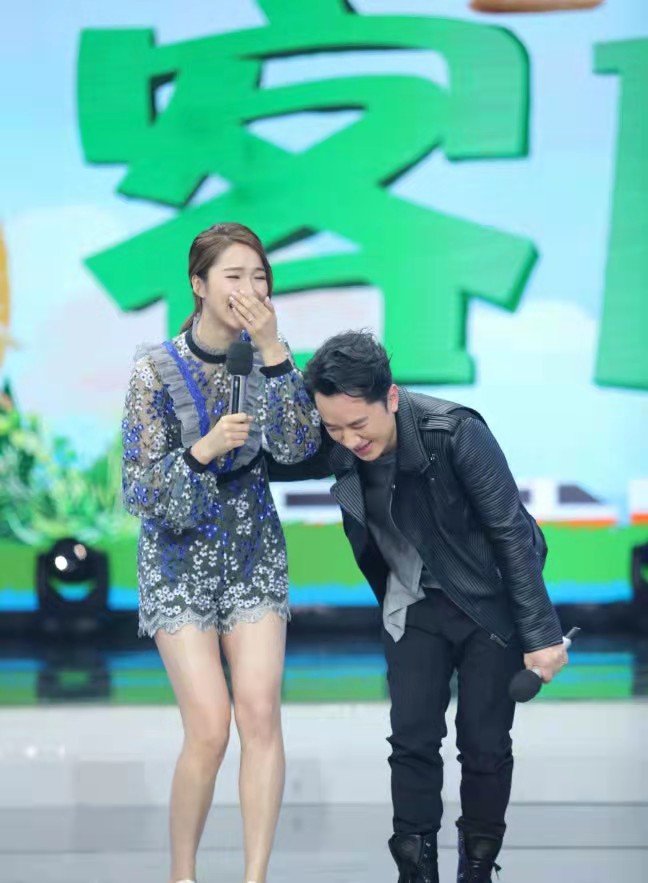 王祖蓝究竟有多高,费尽心思追到白富美