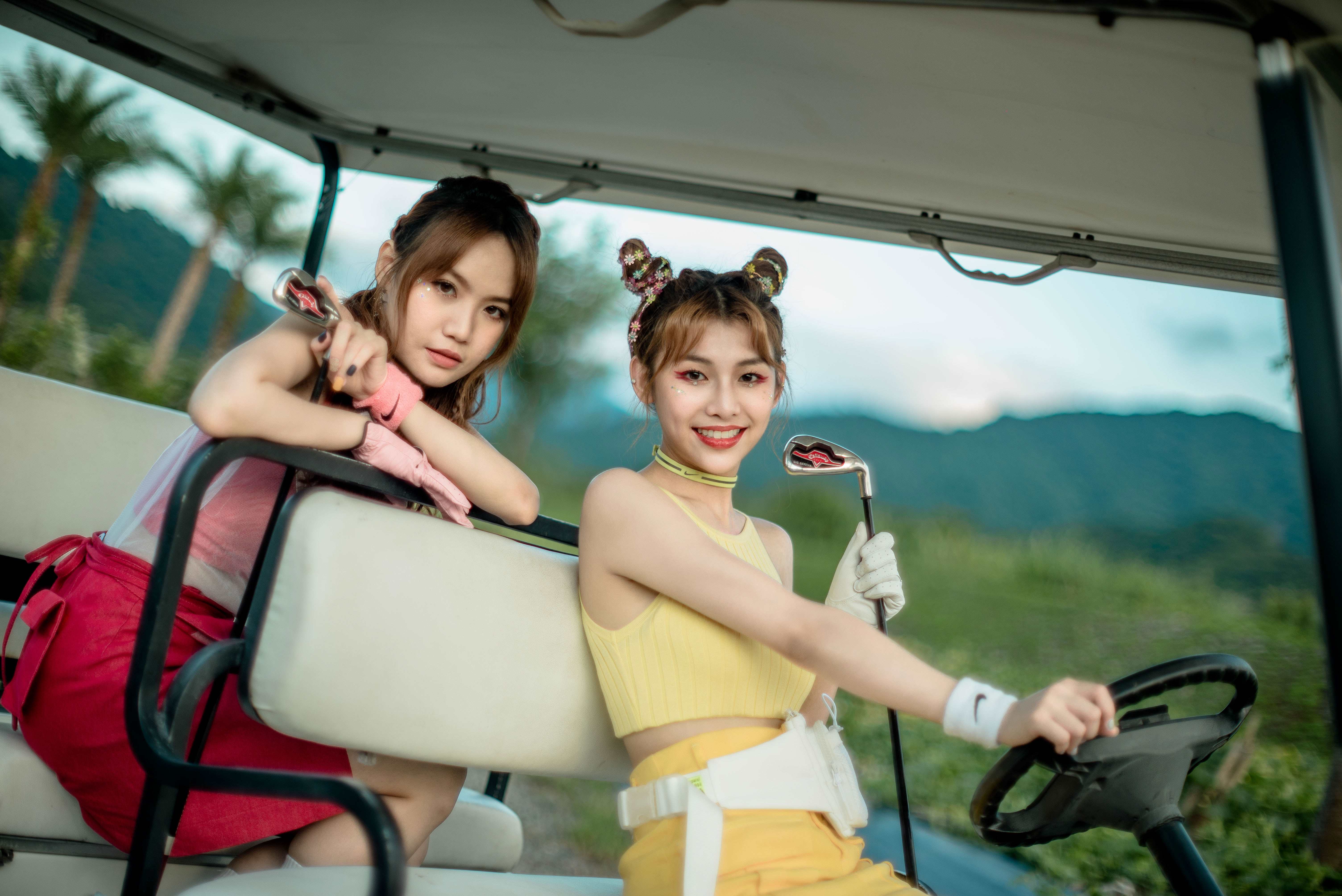 采子携文慧如打造80年代感轻快歌曲《Sunny Day》