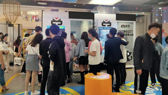 90后摆摊生意好到爆,90后怎么摆摊赚钱的