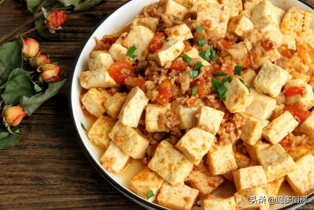 豆腐一炒就碎了是怎么回事,豆腐一煎就散