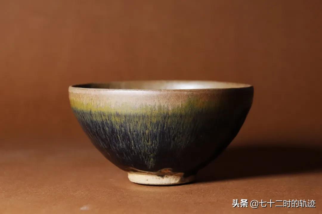 瓷器拍卖会现场视频,拍卖史上最高成交价瓷器