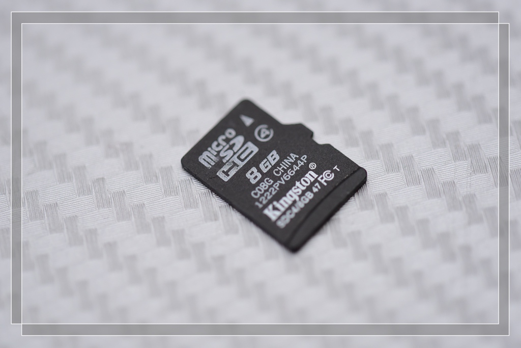 手头这多卡—到底哪款TF卡才值得购买?