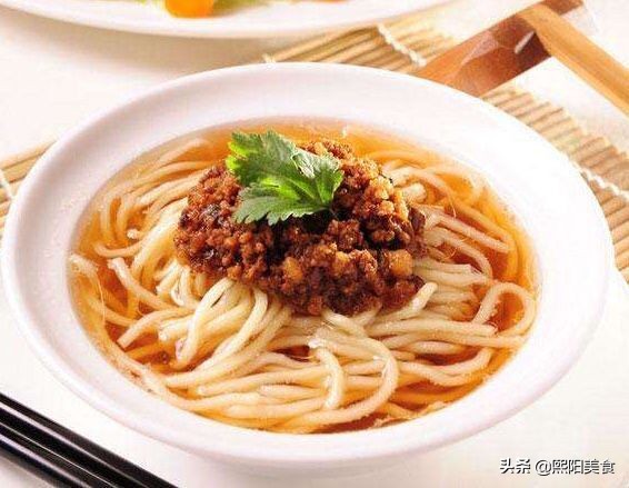 米线除了放丸子还能做什么,米线在家配什么料好吃
