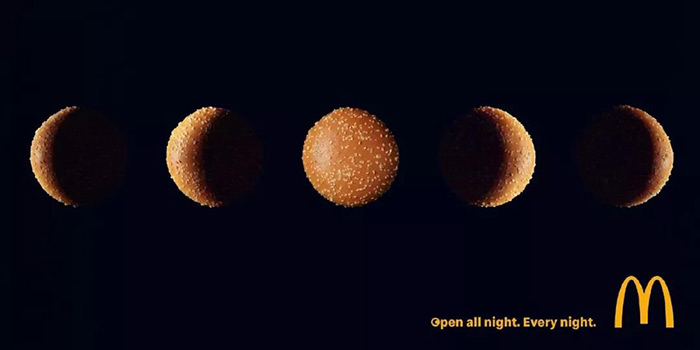 麦当劳的创意海报是什么,麦当劳星空海报又火了