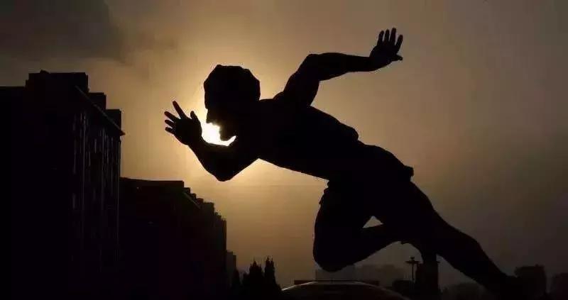 “你还没赌到服吗？输了那么多了你还没赌到服吗？”