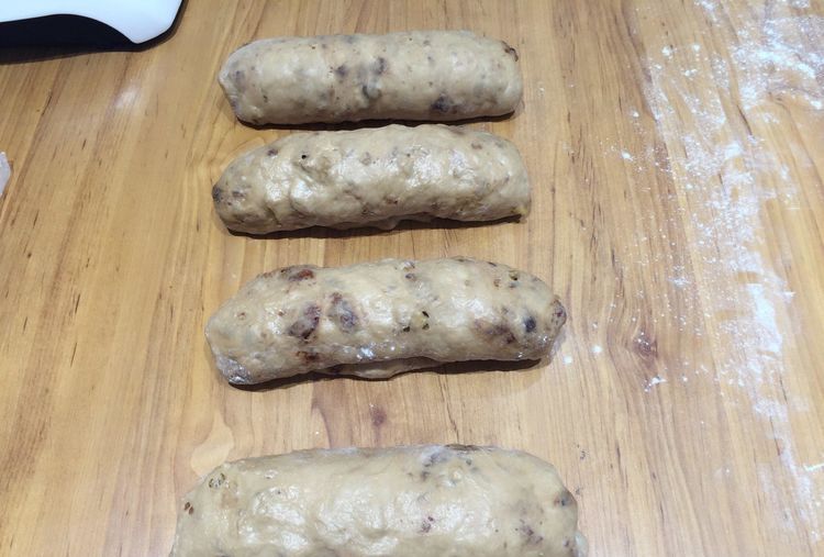 米旗枫糖核桃吐司,好利来全麦红枣核桃吐司