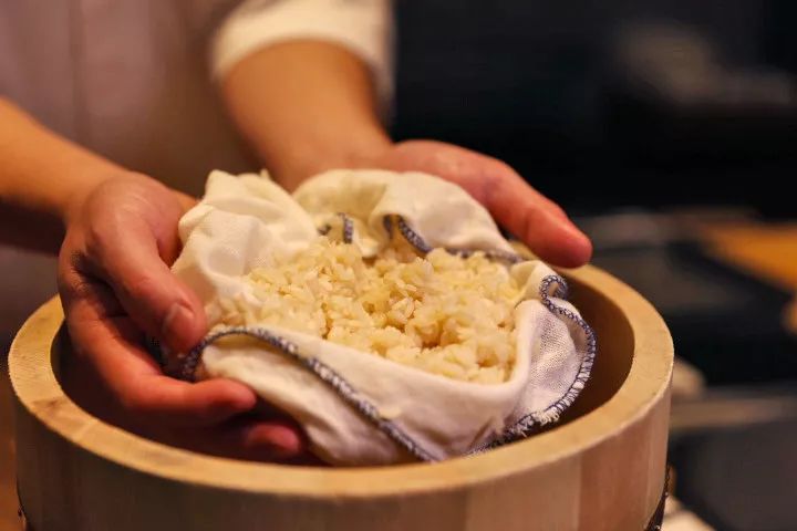 长沙最贵的餐厅在哪里,长沙必吃十大餐厅推荐2021