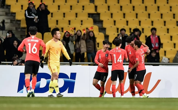 中国男足3比0胜韩国男足全场录播,中国男足怒其不争