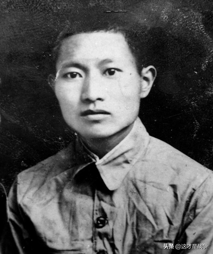 八路军救川军全部牺牲,抗战时期被警卫员杀死的将军