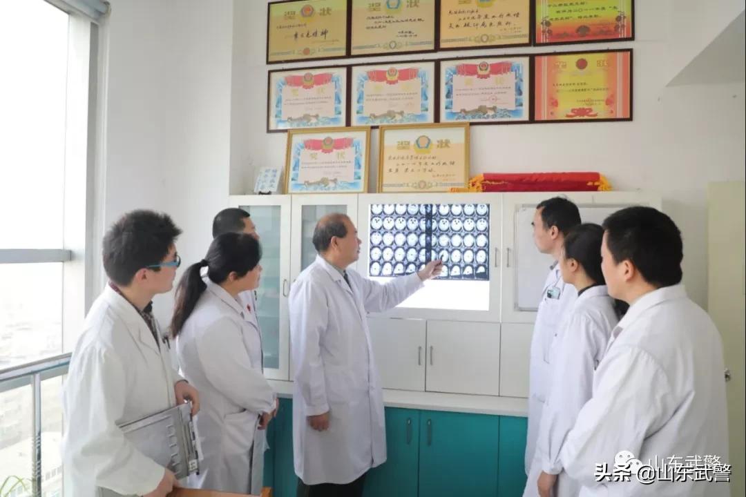 武警山东总队医院耳再造专家,喜报医院后续