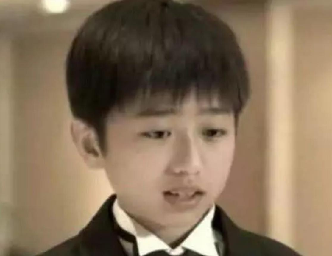 蔡徐坤演过巴啦啦小魔仙的片段,蔡徐坤演过巴啦啦小魔仙照片