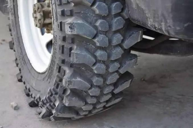 越野车改大轮胎还需要改哪些,玩越野都需要改多大轮胎