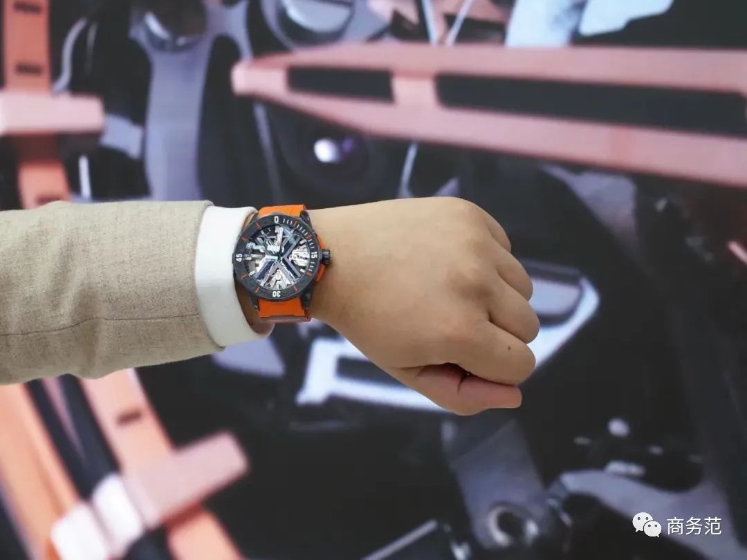 什么款式的表夏天冬天都可以戴,精致夏天适合戴的表