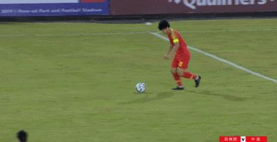 国足0-0菲律宾,世预赛中国打泰国韦世豪过人