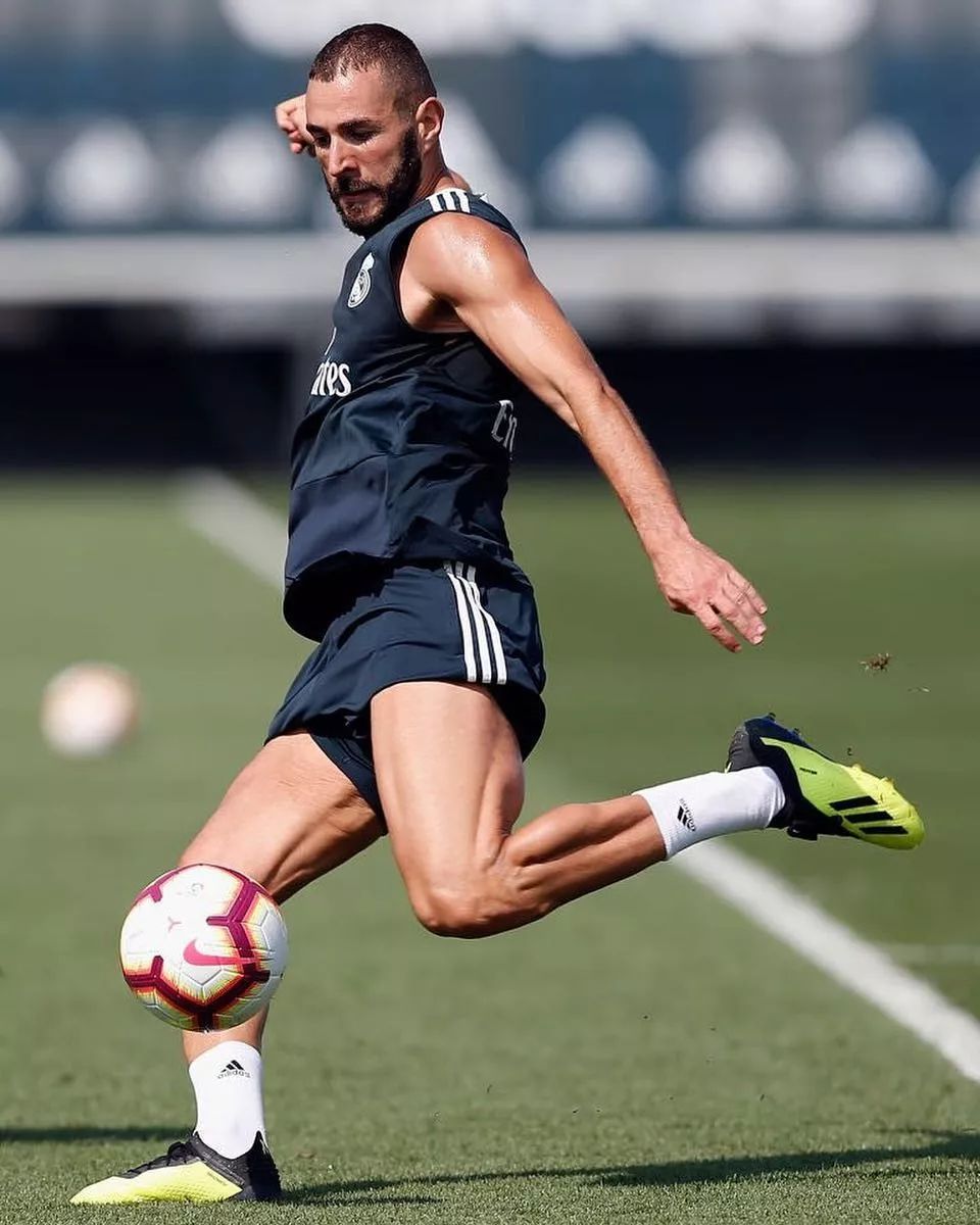 本泽马在阿拉伯进球,阿拉伯冠军联赛本泽马