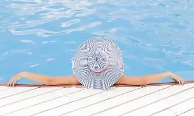 原来游泳还可以缓解哮喘病、关节炎、改善失眠？