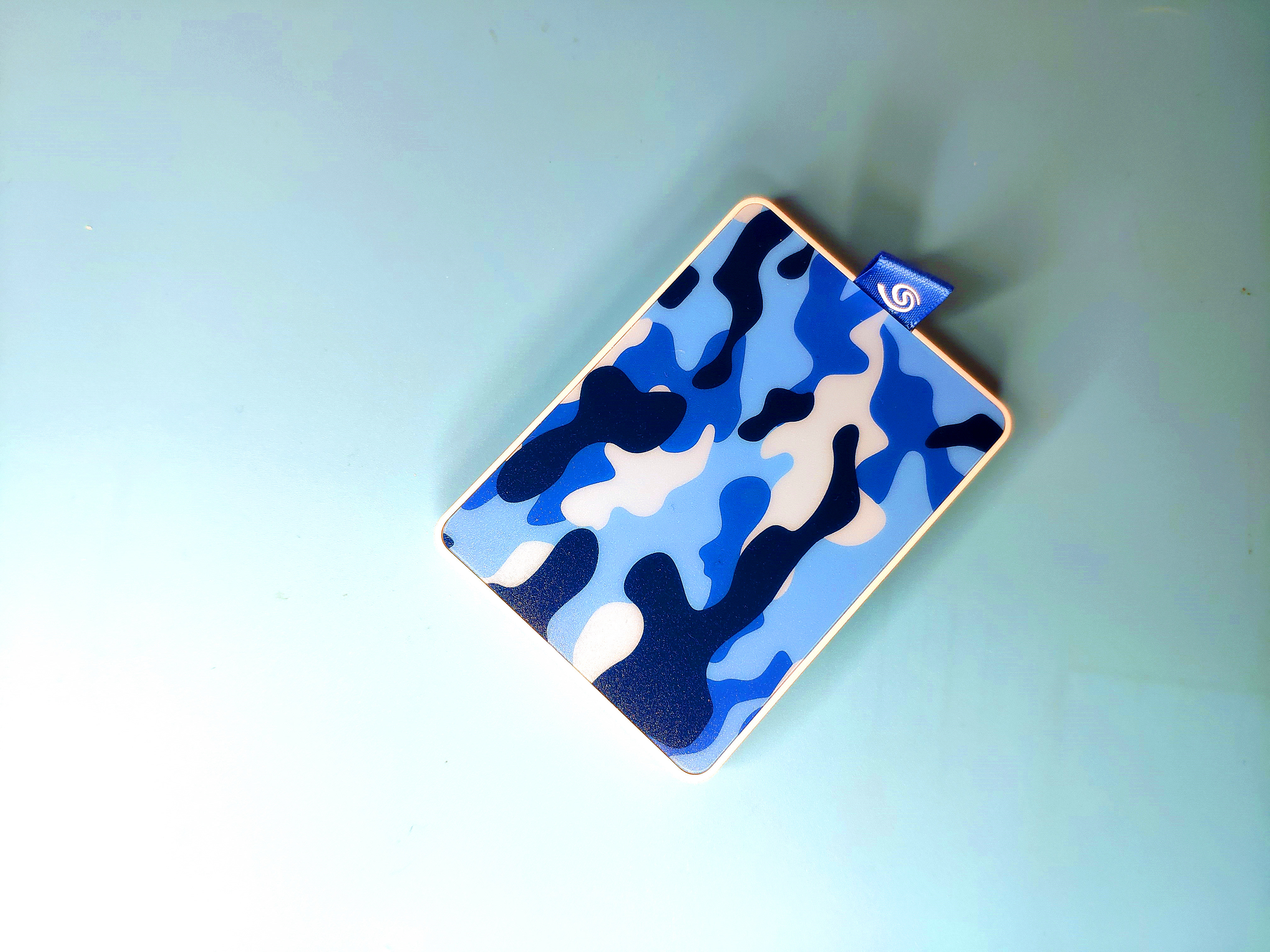 希捷移动硬盘新款和老款,希捷移动硬盘限量版评测