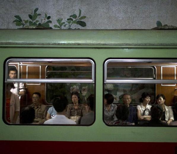 直击:朝鲜人的衣、住、行