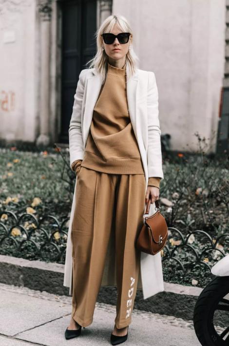 鞠婧祎流行穿搭,鞠婧祎棒球服穿搭