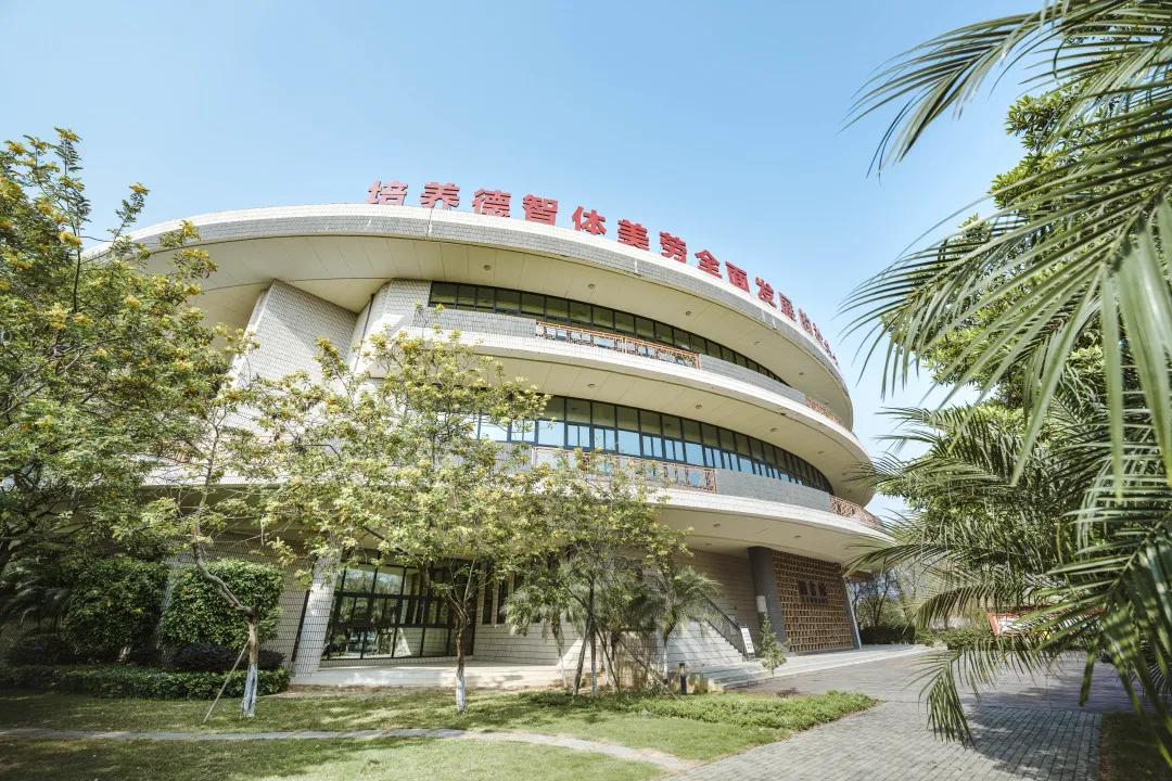 广东这几所大学考上就是金饭碗,广东最值得报考的十所大专院校