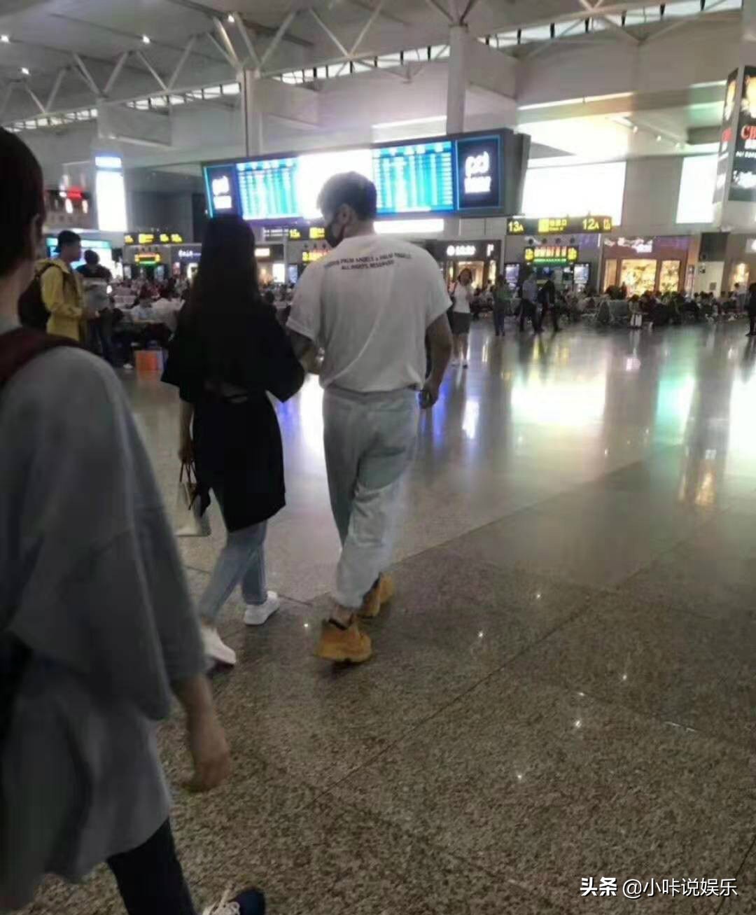 李荣浩成功求婚杨丞琳什么情况,李荣浩求婚杨丞琳结婚了么