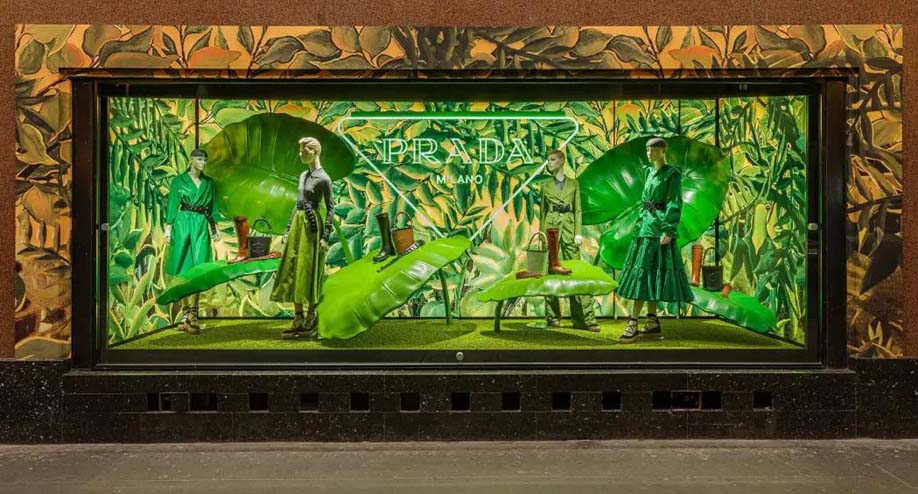 假模特服装陈列,服装展厅假模特陈列