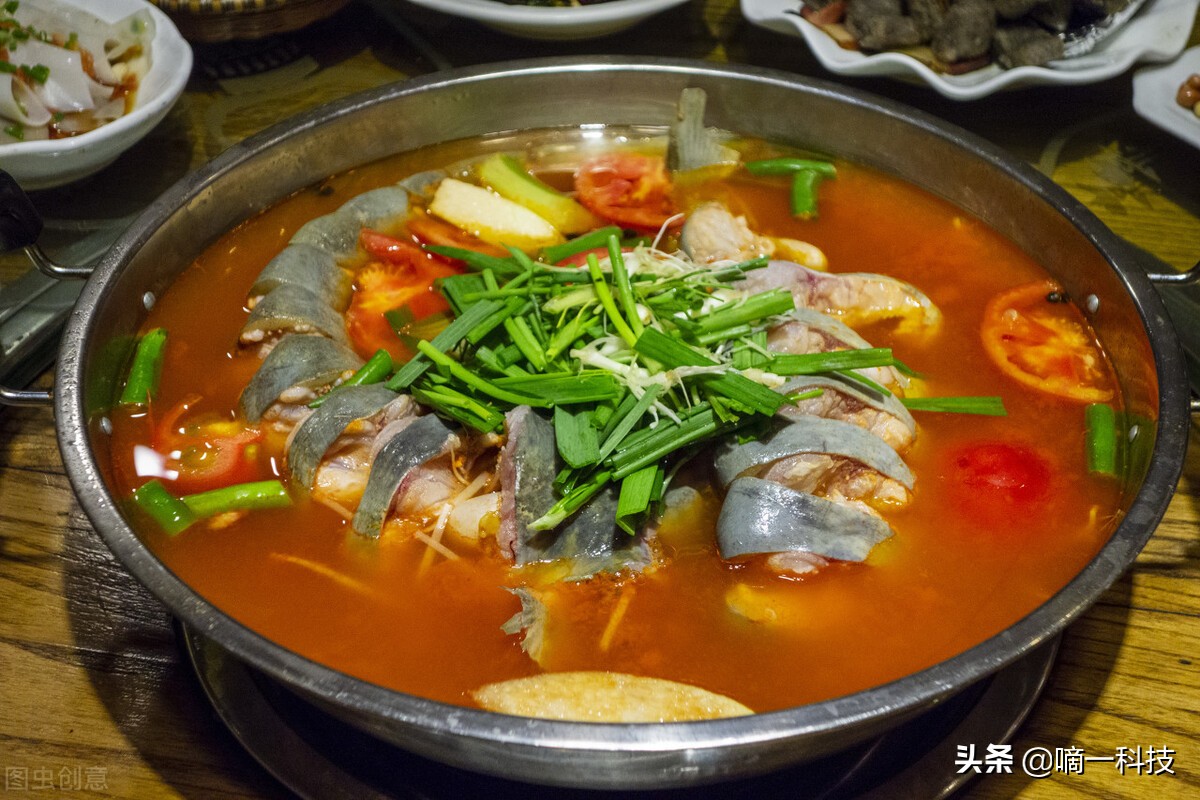 北京美食探店簋街火锅,北京美食探店串串香甜品自助