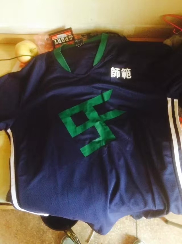 校园篮球赛，穿什么样的球衣最帅！