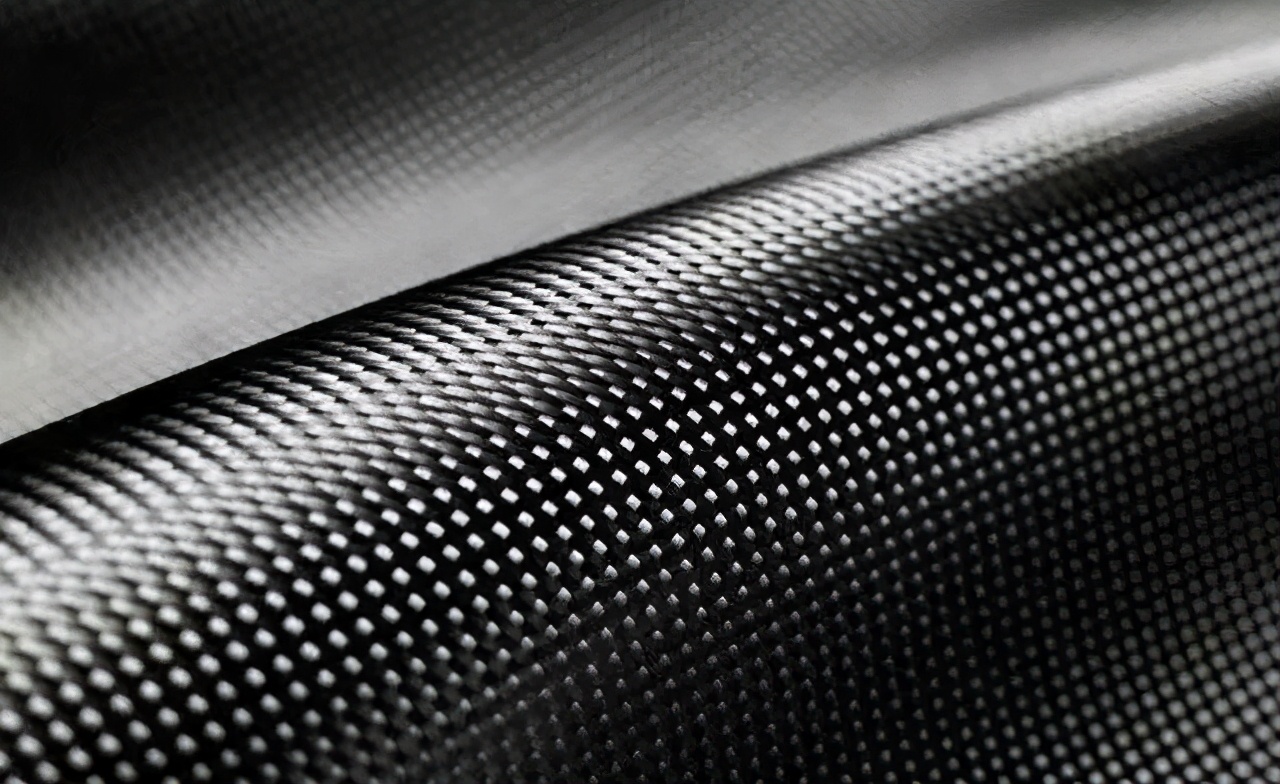 造飞机火箭的碳钎维，长期被美日垄断，为何被卖鱼竿的中企攻克？