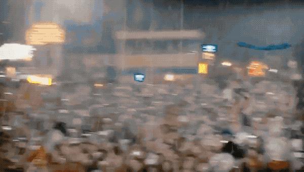 就这种老掉牙的套路，骗了他们四个亿？